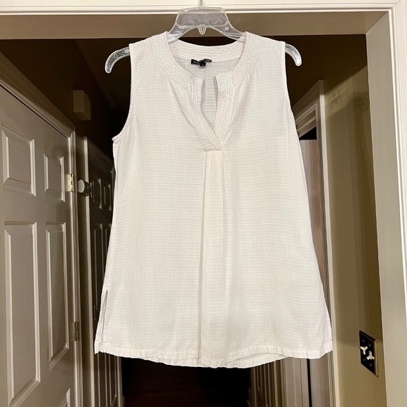 Eileen Fisher Tops - GUC Eileen Fisher Sleeveles Tunic Top Blouse Shirt White Size XS
